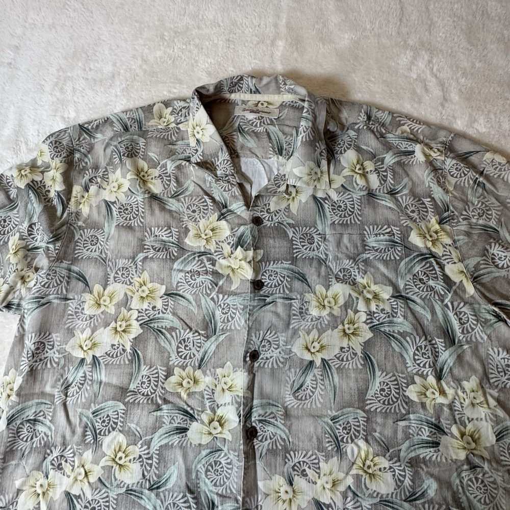 Tommy Bahama Silk Hawaiian Camp Shirt Gray Floral Men's XL Tall